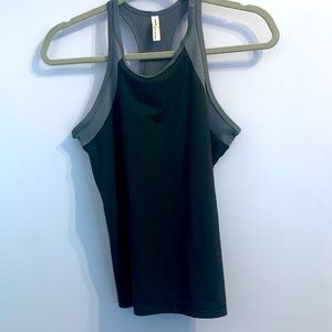 Girls racer back tank size XL